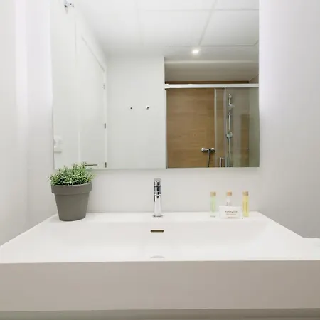 Luxury With 2 Bedrooms In Cancelada Apartment *