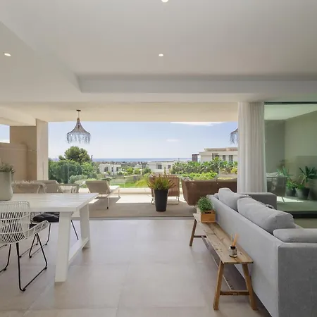 Luxury With 2 Bedrooms In Cancelada * Estepona