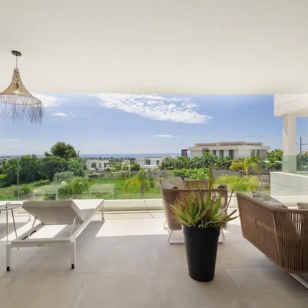 Luxury With 2 Bedrooms In Cancelada Apartment Estepona
