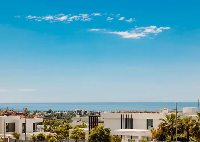 Luxury With 2 Bedrooms In Cancelada Estepona