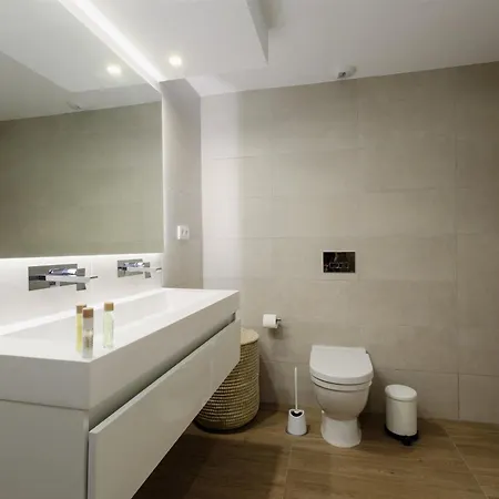 Luxury With 2 Bedrooms In Cancelada * אסטפונה