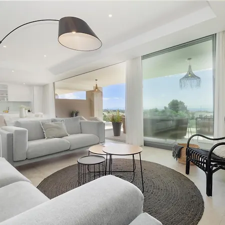 דירה Luxury With 2 Bedrooms In Cancelada *