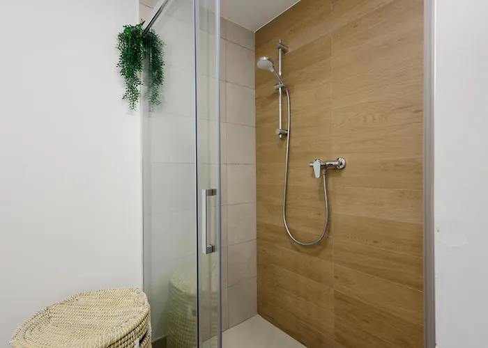 Apartment Luxury With 2 Bedrooms In Cancelada