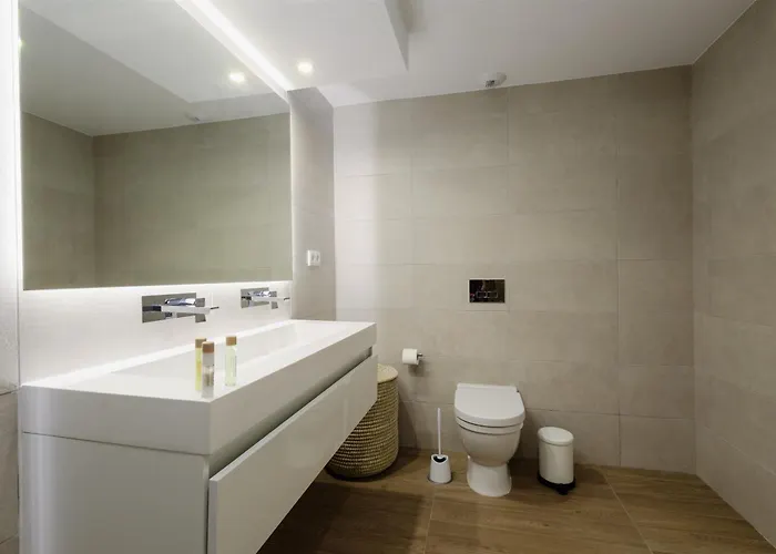 Luxury With 2 Bedrooms In Cancelada * Estepona