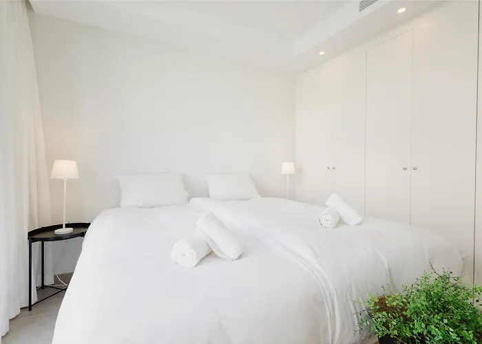 Luxury With 2 Bedrooms In Cancelada *