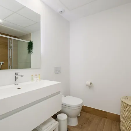 شقة Luxury With 2 Bedrooms In Cancelada إِستيبونا